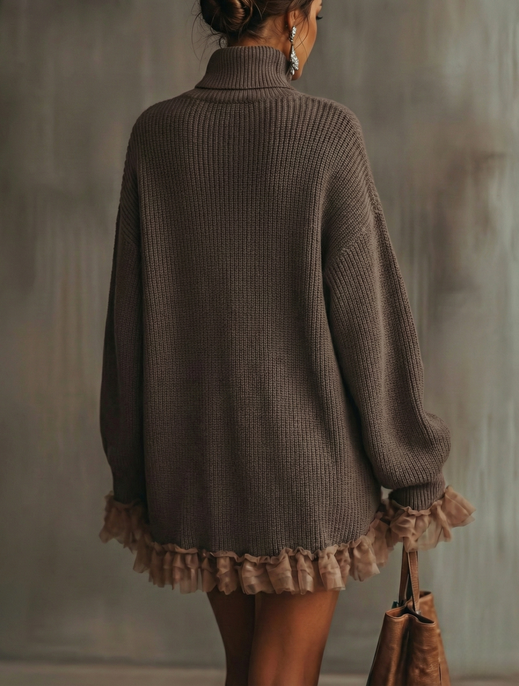Abito in maglia con volant — Morbido, caldo e romantico