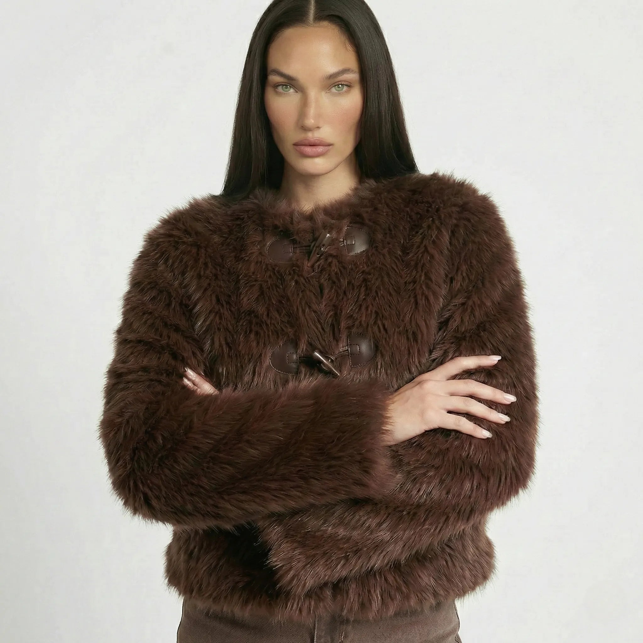 Giacca con bottoni in pelliccia sintetica - DressMilano