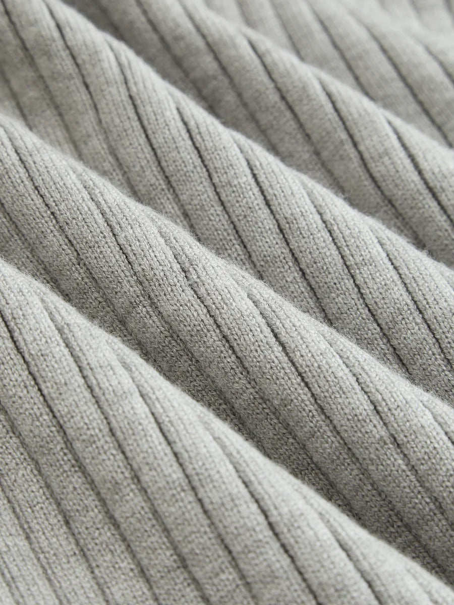 Abito Midi in Maglia con Spalle Scoperte